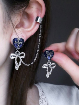 kuro_kawaE / ハートストーンのチェーンピアス-イヤリング両耳用［青］
