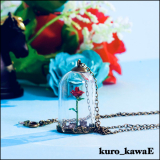 【即納】kuro_kawaE / Locked Roseのネックレス［赤］（300602）
