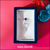 【即納】kuro_kawaE / 薔薇と棘のピアス［青］（300760）
