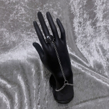 natu t mare / チェーンフィンガーブレス［BLK］